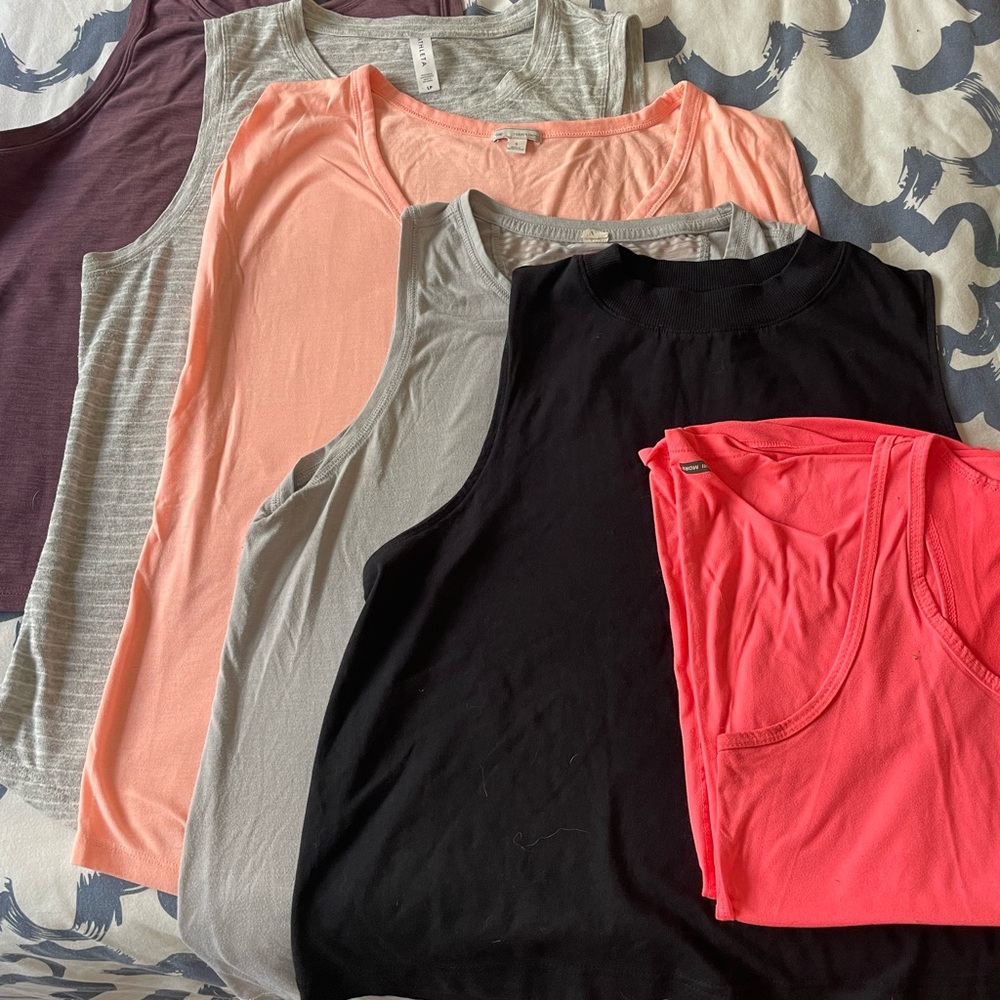 Workout top bundle! - Picture 8 of 9